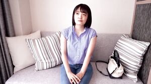 An inexperienced wife who has only one experience is a dominant woman! She is blindfolded and has 3 flowers. Nanami 36yrs old, her nourished tits are sucked by a man!