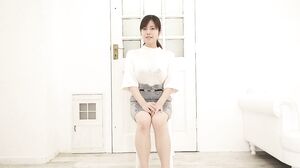 Bukkake interview. She is 155cm tall and has a G-cup slender body.