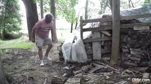 Adriana Sweet Blond - The Lucky Host