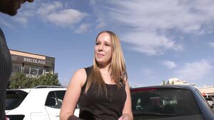 Chanie Sky - Schuechterne 18 jaehrige wird zum fick im Urlaub verfuehrt