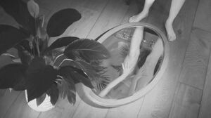 FrolicMe - Charlie Red - Reflections 2