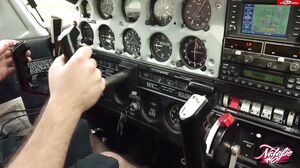 Flugzeug - Skandal beim Rundflug mit Natalie_Hot