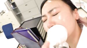 FTHT-250 Serious career woman gets a clitoris when she makes her boss suck a spray she bought on the Internet! Distribution limited vol1