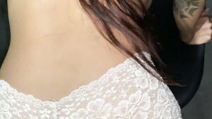 Yaresita Small - Olvidaron Poner Crema a Mi Hotdog, Así que Saque un Poco De Esta Verga