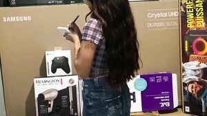 Yaresita Small - Rapidito En El Almacén Con un Compañero De Trabajo