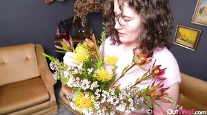 GirlsOutWest - Avril Bright