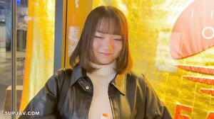 High-End God Body Toa-chan’s Second Volume! She is a beautiful F-cup girl who is in ecstasy with a big ass and a big ass!