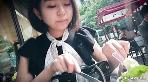 A natural and serious type. A woman who is useful when you want to satisfy your sexual desire. *Uncensored, raw creampie.