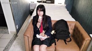 We secretly fucked and creampied in a hotel together without telling our friends