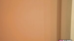 JOIBabes - Ari Parker