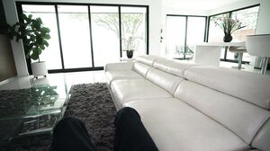 Savannah Bond - Parting Gift in 4K