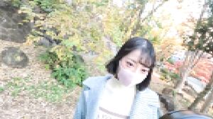20 years old, belongs to a very big entertainment production company, belongs to a famous major record label, has appeared on many terrestrial TV programs, and is a local tourism ambassador! Just a singer & tourist ambassador who can be used for the best
