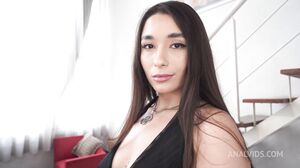 Beautiful bootylicious white Brazilian, Sereia Ninfo fucked by 3 monster cocks (DAP, 0% pussy, prolapse, BBC, gapes, squirting)