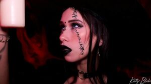 Katty Blake - Bruja Malvada Hechiza Hombre Con Gran Polla