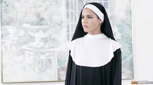 Apolonia, Aysha, Gina - Sapphic habits in HD