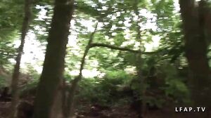 Jeune Jolie Candice Deboitee Dans 1 Gangbang Dans Les Bois (720)