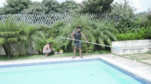 Vitoria Beatriz asks Maintenance Staff of Yummy to fuck her with Dap and swallows his pee