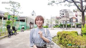 Slender Housewife Sora! She has sex with a waitress at a cafe!