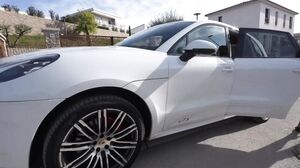 Ophelie 27 Years Old HR In Lens in HD