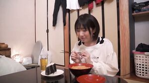 JUTN-017 Lolicon Old Man And Runaway Teen Hikaru-chan Hikaru Minazuki
