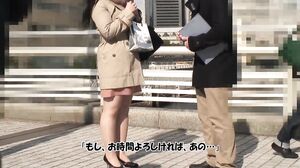 EMTH-173 Picking Up Horny Mature Women. Creampie With A Celebrity Mature Woman. She Hasn’t Had Sex In A While And Is Going Crazy With Pleasure!! #01