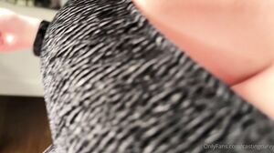 Ditzy Gitsie - Taking Sister's Pics And Then This Happened