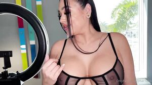 JMac & Zoey Foxx - OnlyFans #2