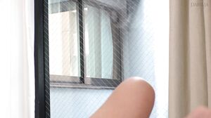 DLDSS-396 The married woman in the opposite room who saw the masturbation was with Mino Suzume Panty and a photo that was corrupted by Nakadayo Onaho in secret to Nana.