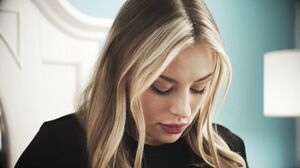 Anna Claire Clouds, Scarlett Sage - To Be A Star