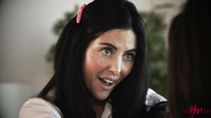 Dharma Jones, Olive Glass - Pet Pt 2