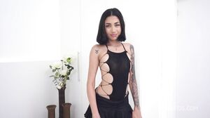 Eva Perez fucked by 3 big dicks, drinks pee, rims and very sloppy-romain BJ (DAP, Pissing, Anal, uncut,romain shower, ATM, gapes, 3on1) OB461