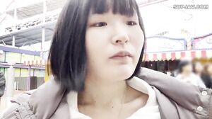 A young girl from a long-established inn in Kanazawa♡ She has a baby face and well-developed, natural G-cup breasts! We'll soil the vagina of the purest boxed amateur in Marukyu's history with our thick, milky semen!