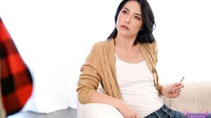 Isabel Love - Keep Your Cum Warm in 4K