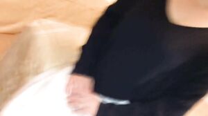 Pleasure with M-shaped legs♥ Vibrator play & masturbation! Crazy about cheating dick