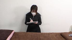 A fresh and very cute college freshman came to the store! It was her first time to have an oil massage, and she was a bit nervous all over her buttocks.