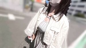 A beautiful woman and a male friend are living together, but the male friend is absent, and the male friend is absent.