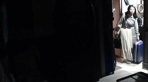 C-2879 I (27) naturally made a move on my wife's female friend, "Married Woman Suzuka (pseudonym), 34 years old," who was staying in my room.