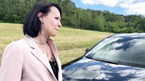 JacquieEtMichelTV – Emilie Knows How To Take Charge