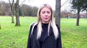 JacquieEtMichelTV - Georgia 28 Years Old Hairdresser In Thionville in HD