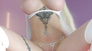 AliciaAmiraVip - OnlyFans #30