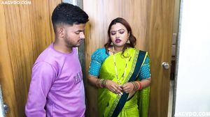 Rozi Friends Mom Uncut (2025) Hindi Hot Short Film