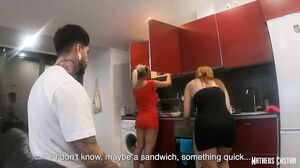 Matheus Castro - Fodendo Minha Esposa E Sua Prima Rabuda