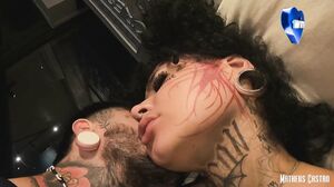 Matheus Castro - Fodi a Minha Vizinha De 18 Anos E Filmei Tudo Ela Adora Tomar Leite Na Boca - Com Aquela Lá