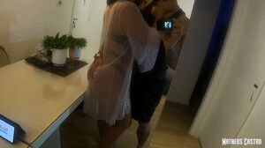 Matheus Castro - Meu Melhor Amigo É Uma Cavala De Cauda Grande Que Gosta De Beber Leite - Com Lanna Belford