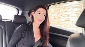 JacquieEtMichelTV – Danaklem, 35, learns and discovers with Amy