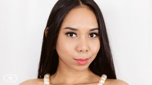 Killa Raketa Gives You a Footjob and You Give Her a Facial