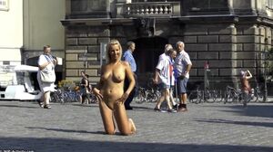 Luci nude in Dresden