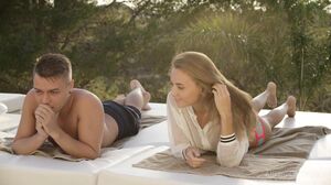 Carolina Abril, Clover - Friendly Fire in 4K