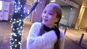 A stiff amateur with large areola and fluffy F-cup breasts. I teased her at a bar and made her fall into AV. The extremely narrow vagina and the extremely thick cock are a perfect match for a super pleasurable 2-ejaculation creampie