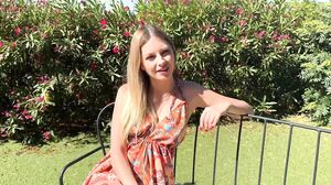 JacquieEtMichelTV – Rebecca 26, Always Wants More